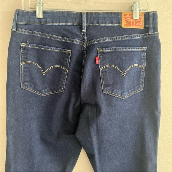 Levi’s women’s 711 Skinny size 31 dark Blue Women's Jeans stretch beauti… - Picture 3 of 8